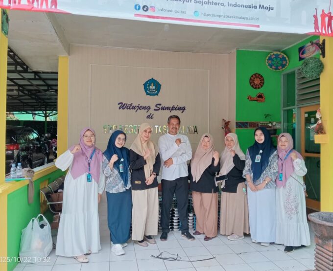 Pemeriksaan HB Thalasemia Kelas VII Putra SMPN 20 Tasikmalaya Wujud Kepedulian Terhadap Kesehatan Remaja