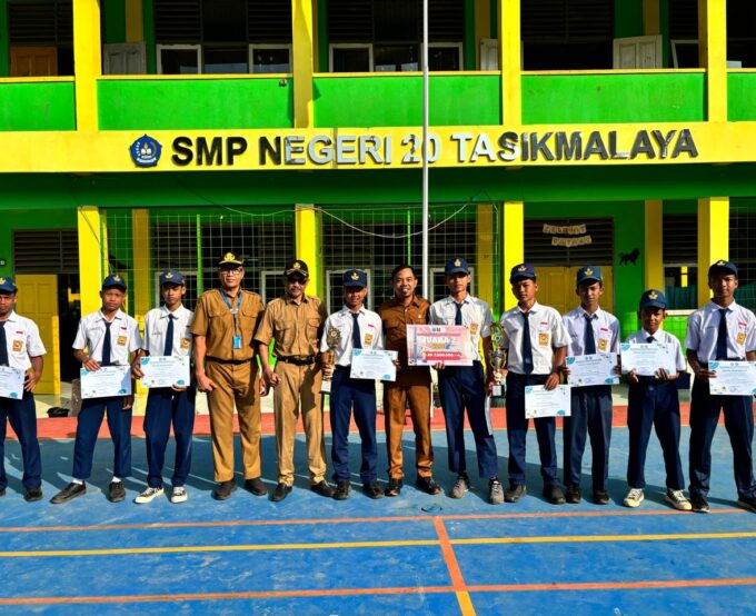 SMPN 20 Tasikmalaya Raih Podium! Juara 2 Turnamen Voli di Al-Muttaqin Student Challenge